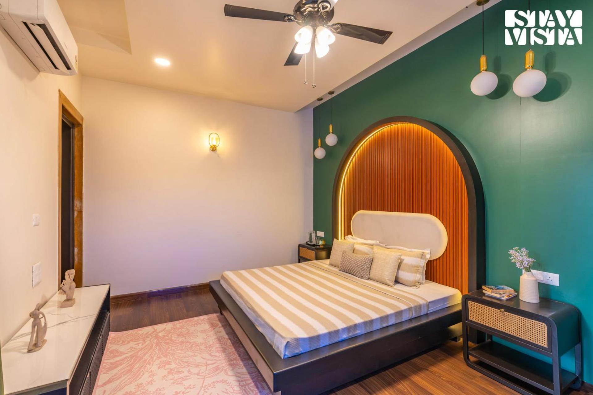 Stayvista At Wandering Vines Indoor Pool 4Bhk Luxury Villa In Delhi Sohna Exterior foto